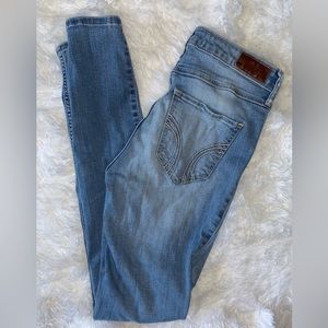 Hollister Jeans Size 3R High Rise super skinny classic stretch